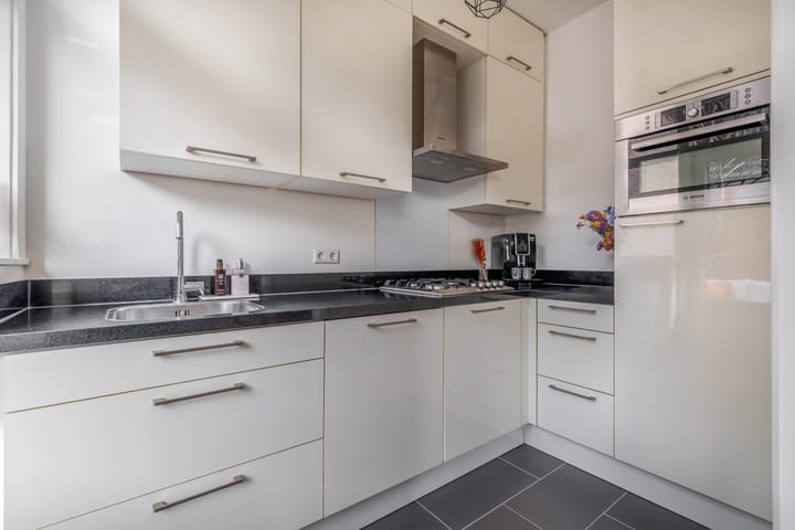 Photo 4 of Julianaweg 171