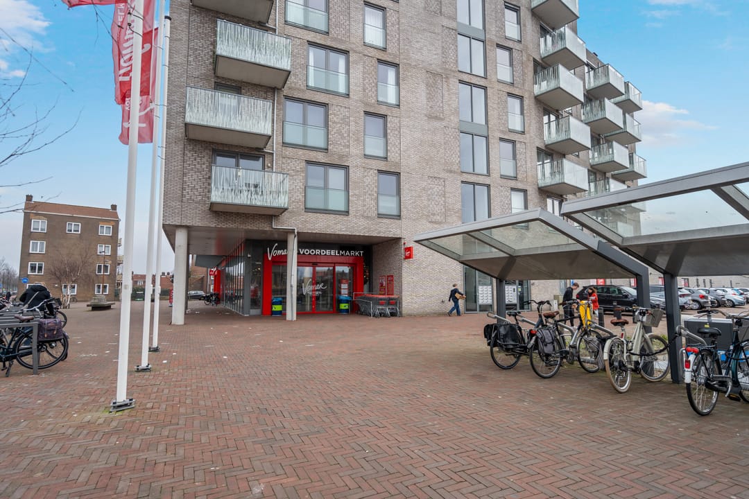 Photo 22 of Vechtstraat 38