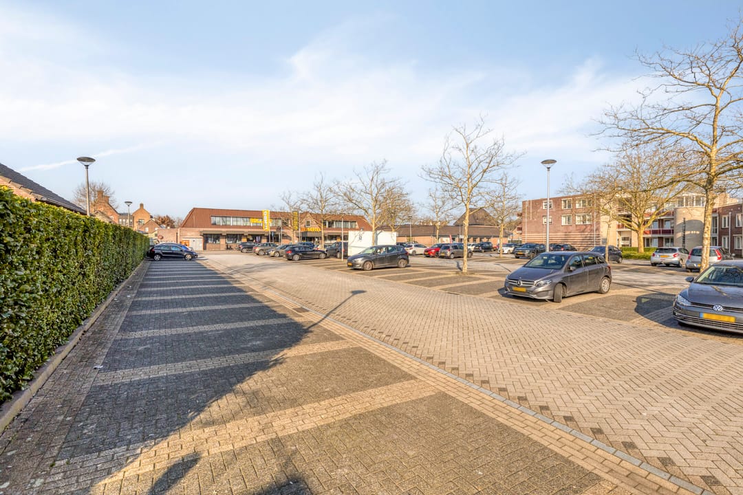 Photo 32 of Hugo de Grootstraat 124