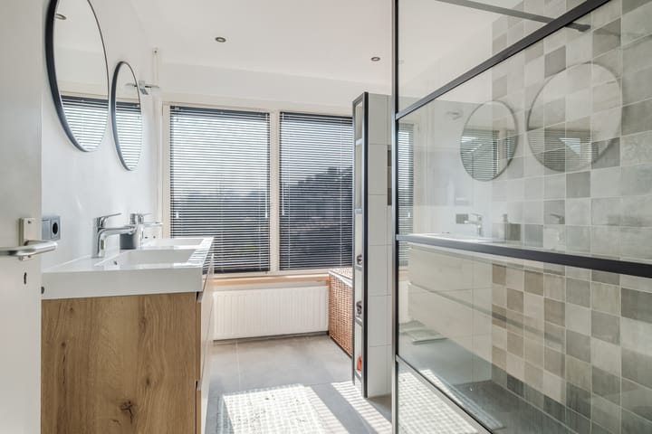 Foto 4 van de Leuren 6