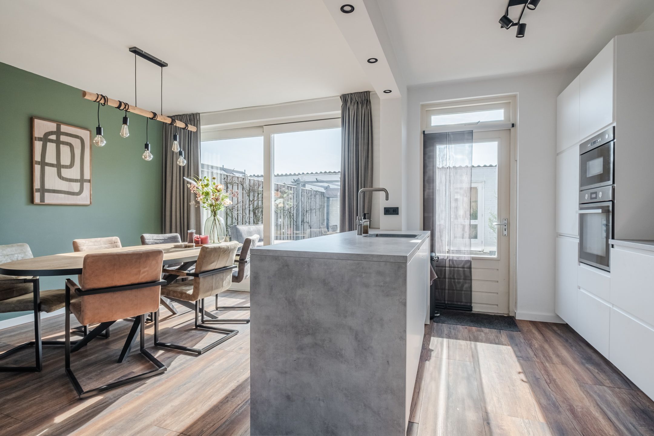 Foto 12 van de Leuren 6