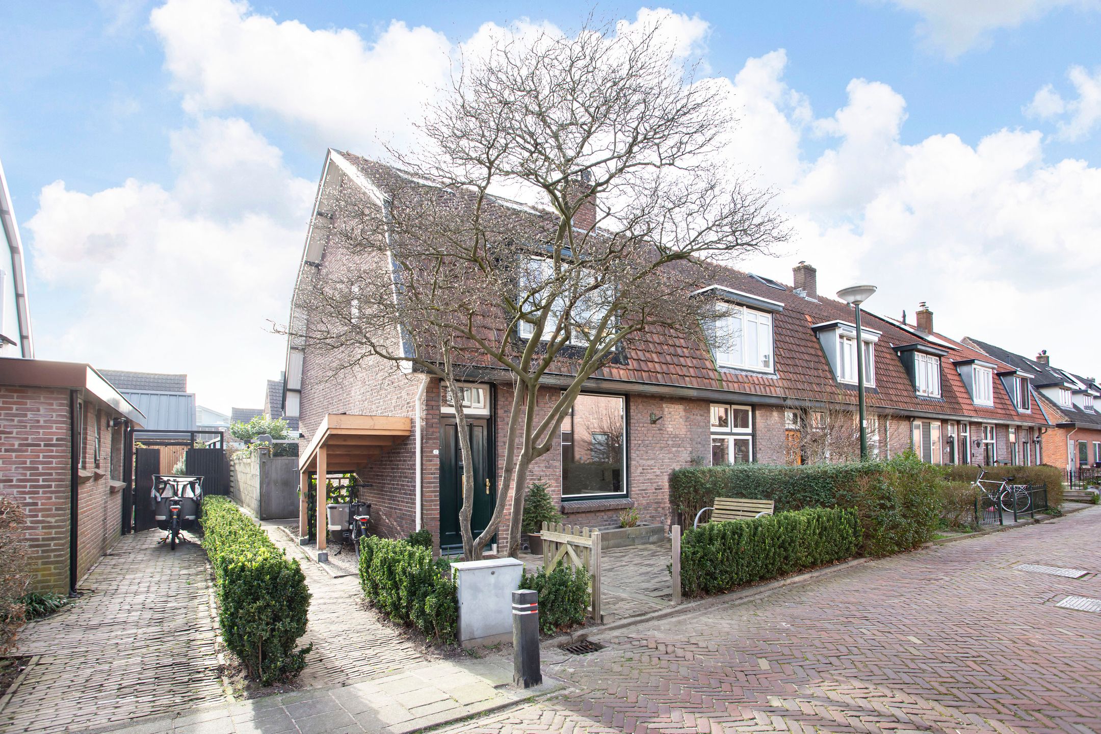 Buying a house in The Netherlands., Burgemeester Cambier van Nootenstraat 17