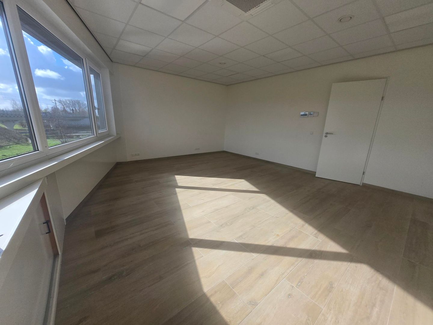 View photo 5 of Huygensstraat 17