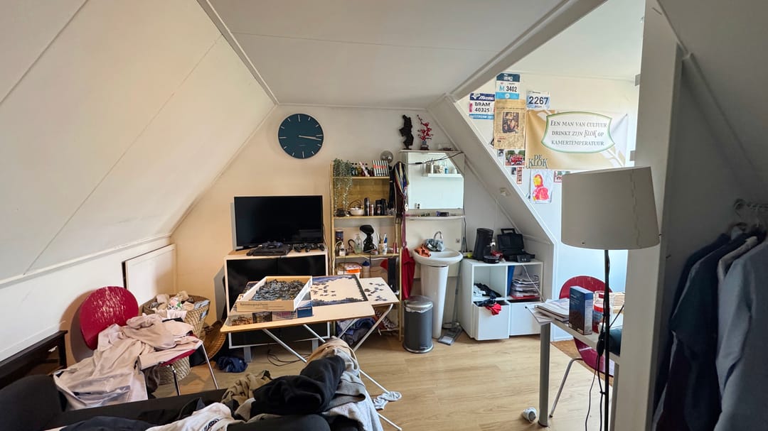 Photo 32 of Van der Doesstraat 3-A