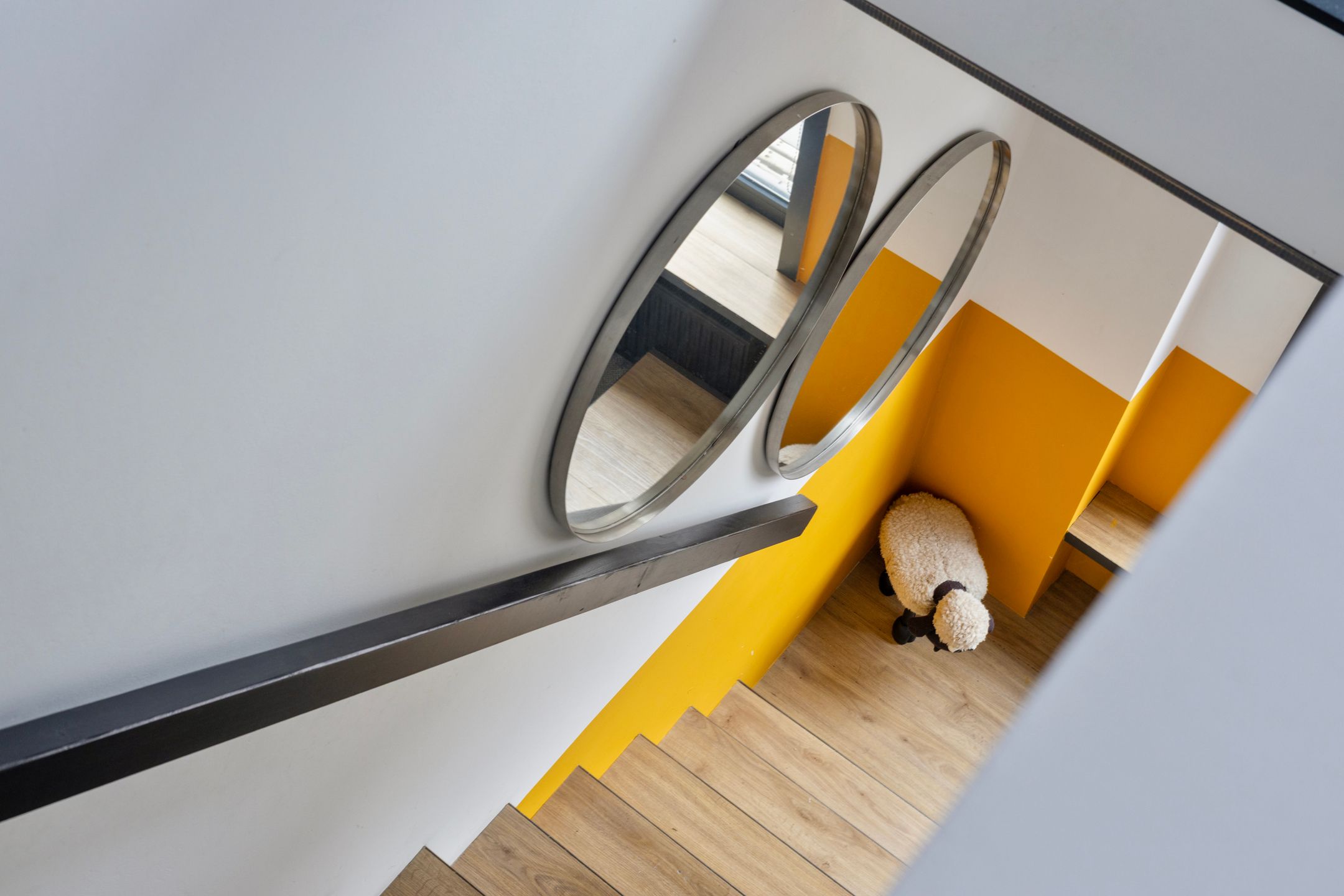 Ready to Move In Corner Home in Krabbendijke Center — 15