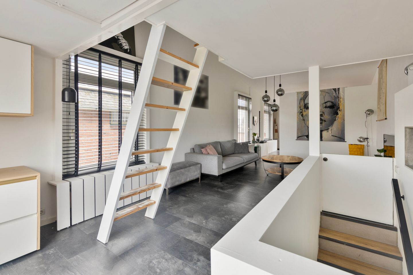 Ready to Move In Corner Home in Krabbendijke Center — 16