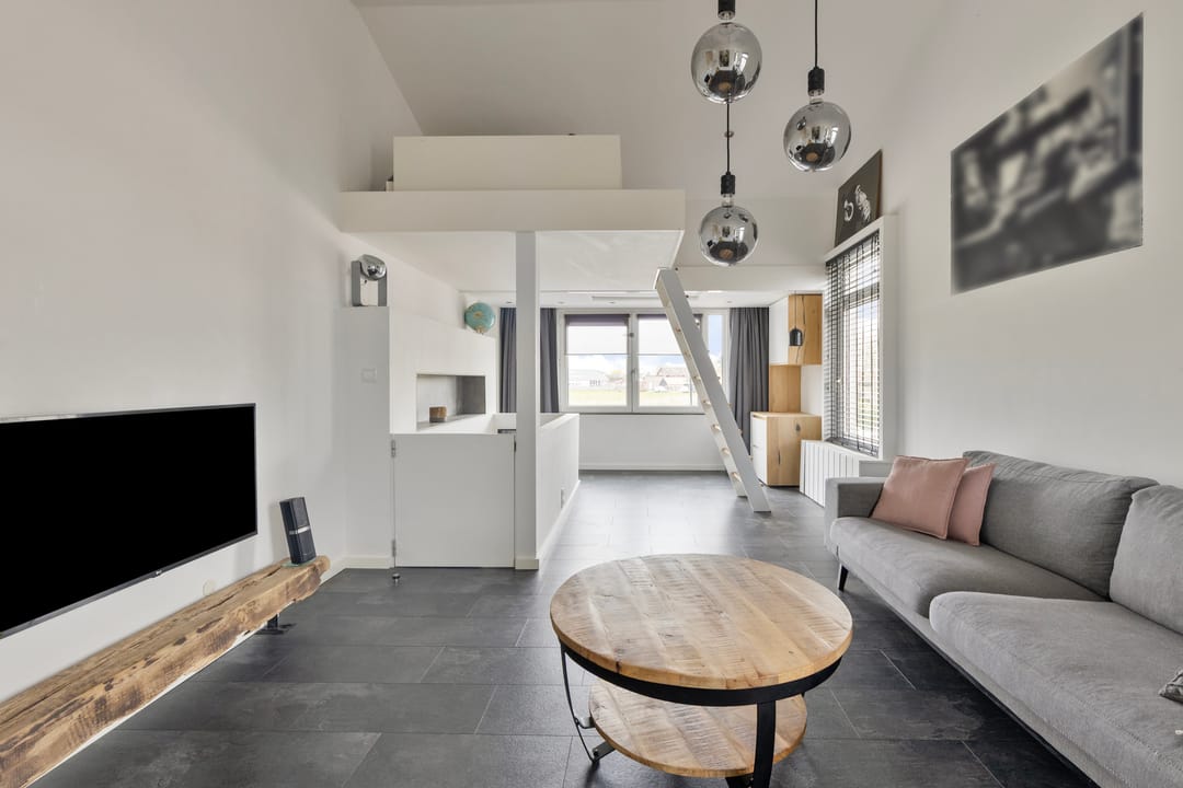 Ready to Move In Corner Home in Krabbendijke Center — 19