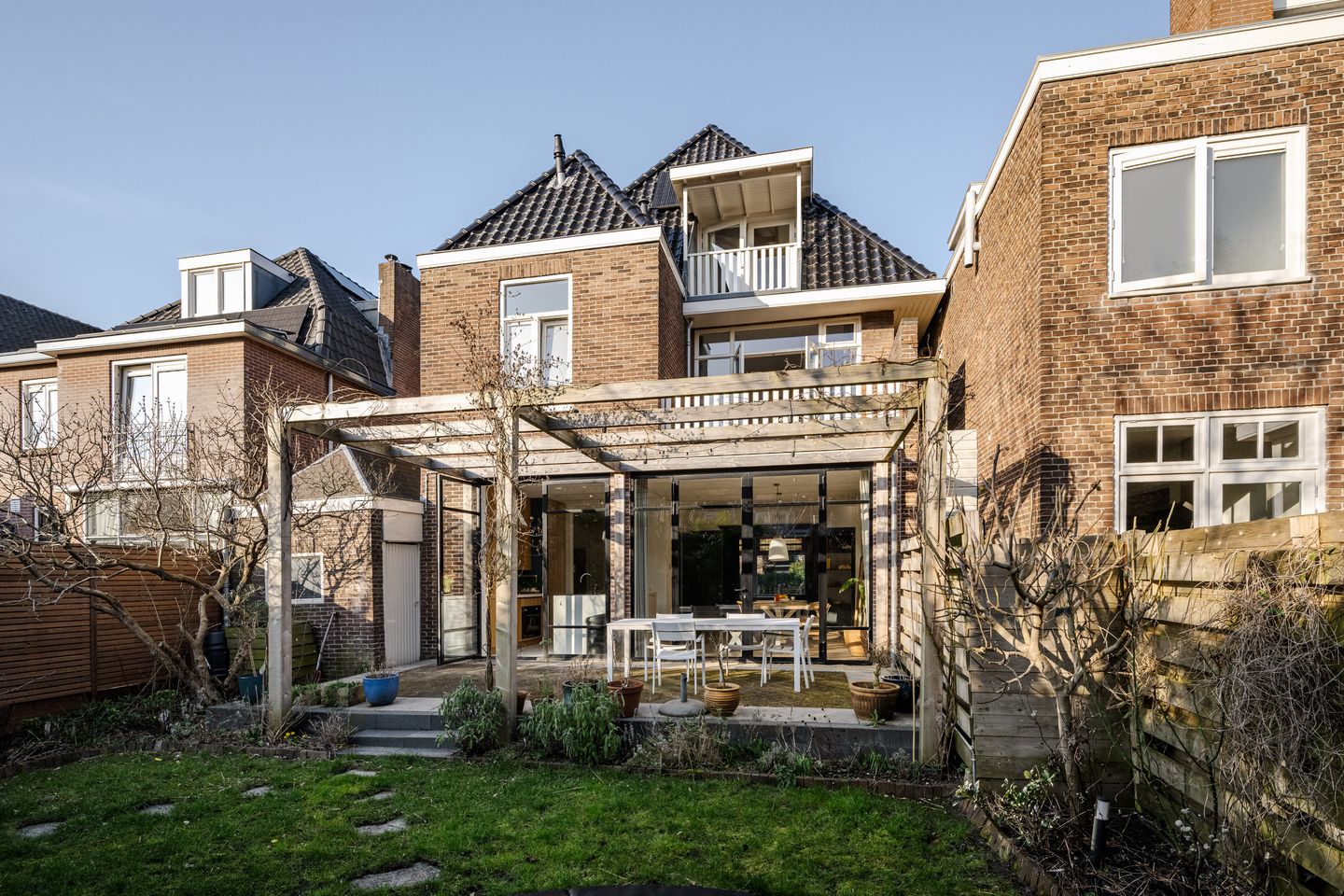 Foto 34 van Julianalaan 48