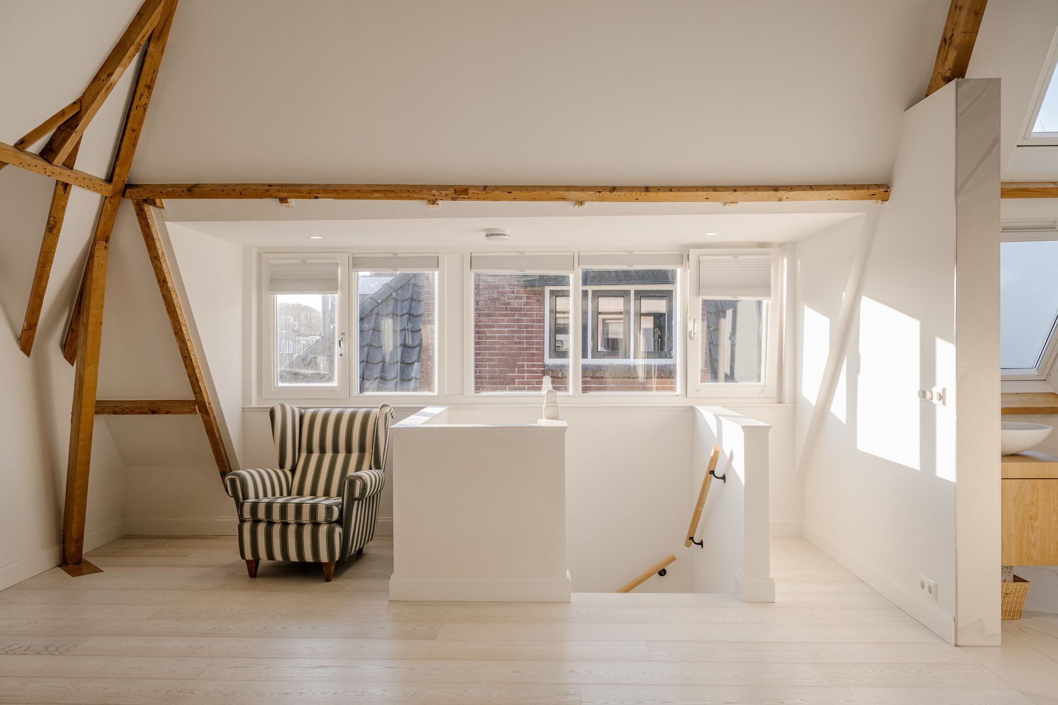 Foto 51 van Julianalaan 48