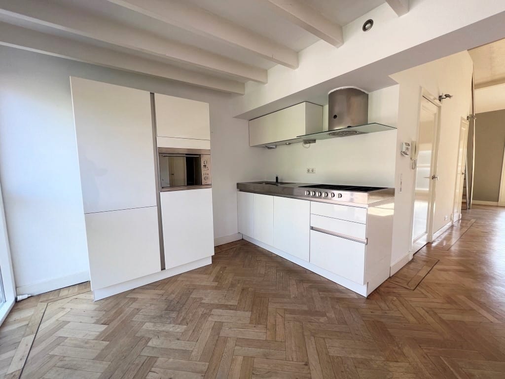 Foto 8 van Paviljoenslaan 13-C