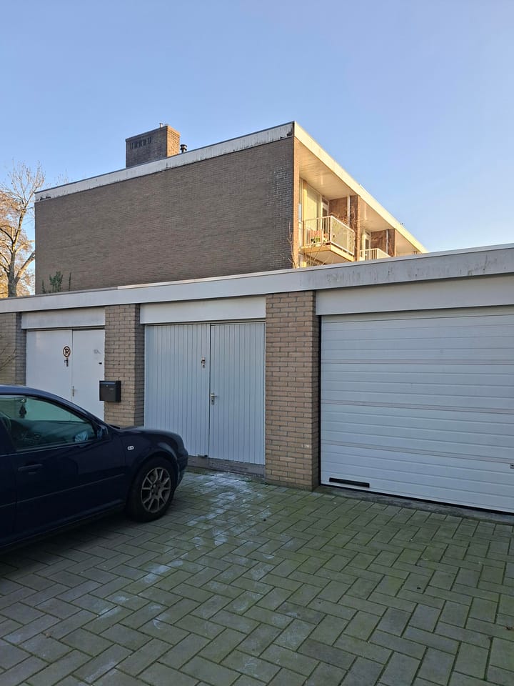 Photo 3 of Overdam 7