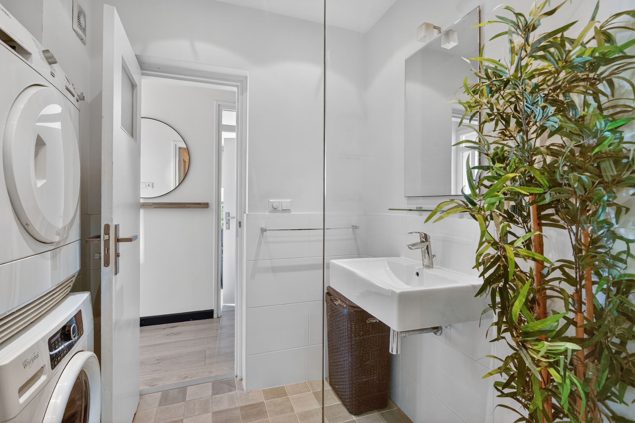 Foto 15 van Van Nijenrodeweg 35