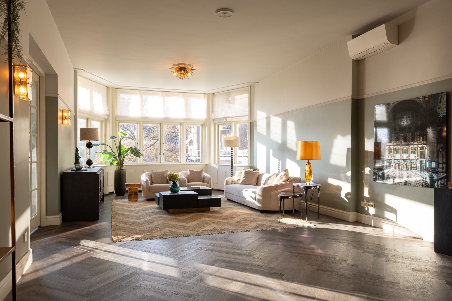 Photo 6 of Koningin Emmaplein 15-C