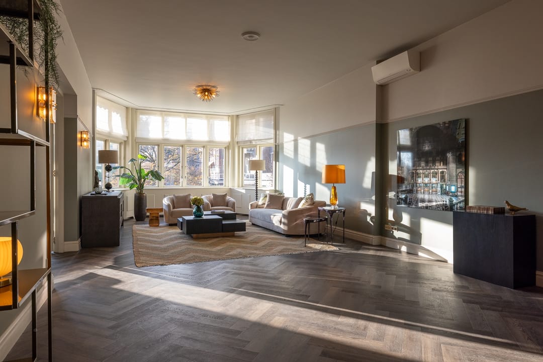 Photo 11 of Koningin Emmaplein 15-C