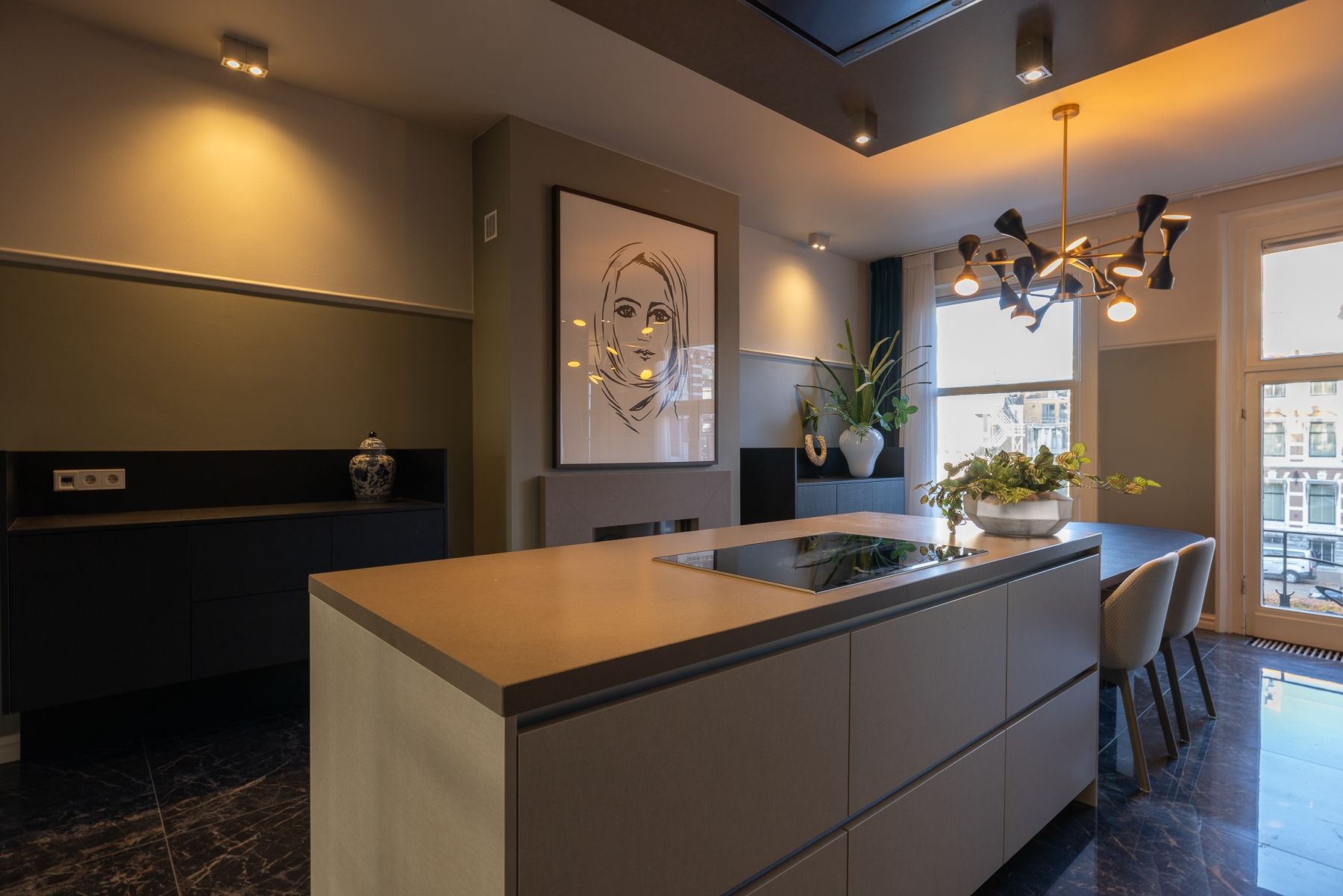 Photo 21 of Koningin Emmaplein 15-C