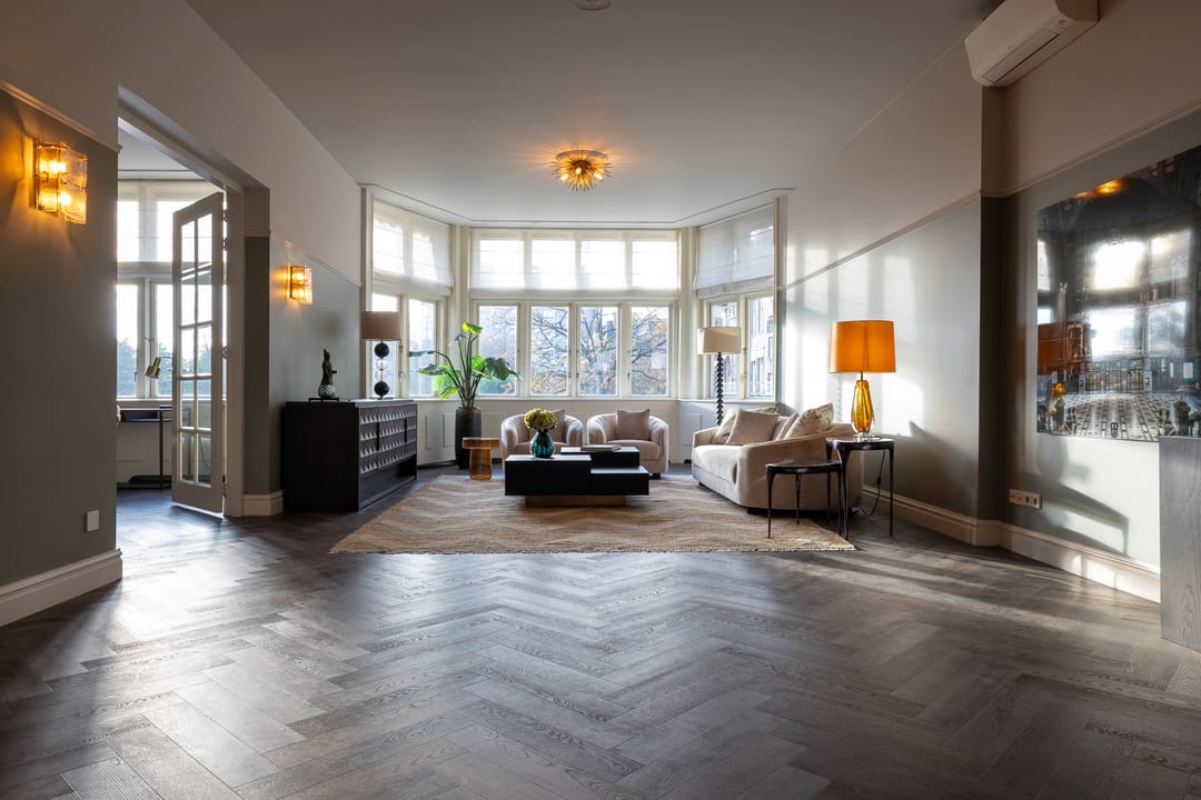 Photo 43 of Koningin Emmaplein 15-C