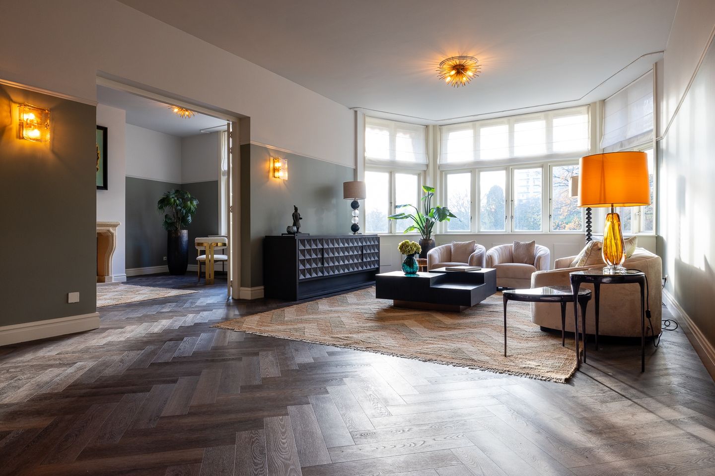 Photo 44 of Koningin Emmaplein 15-C