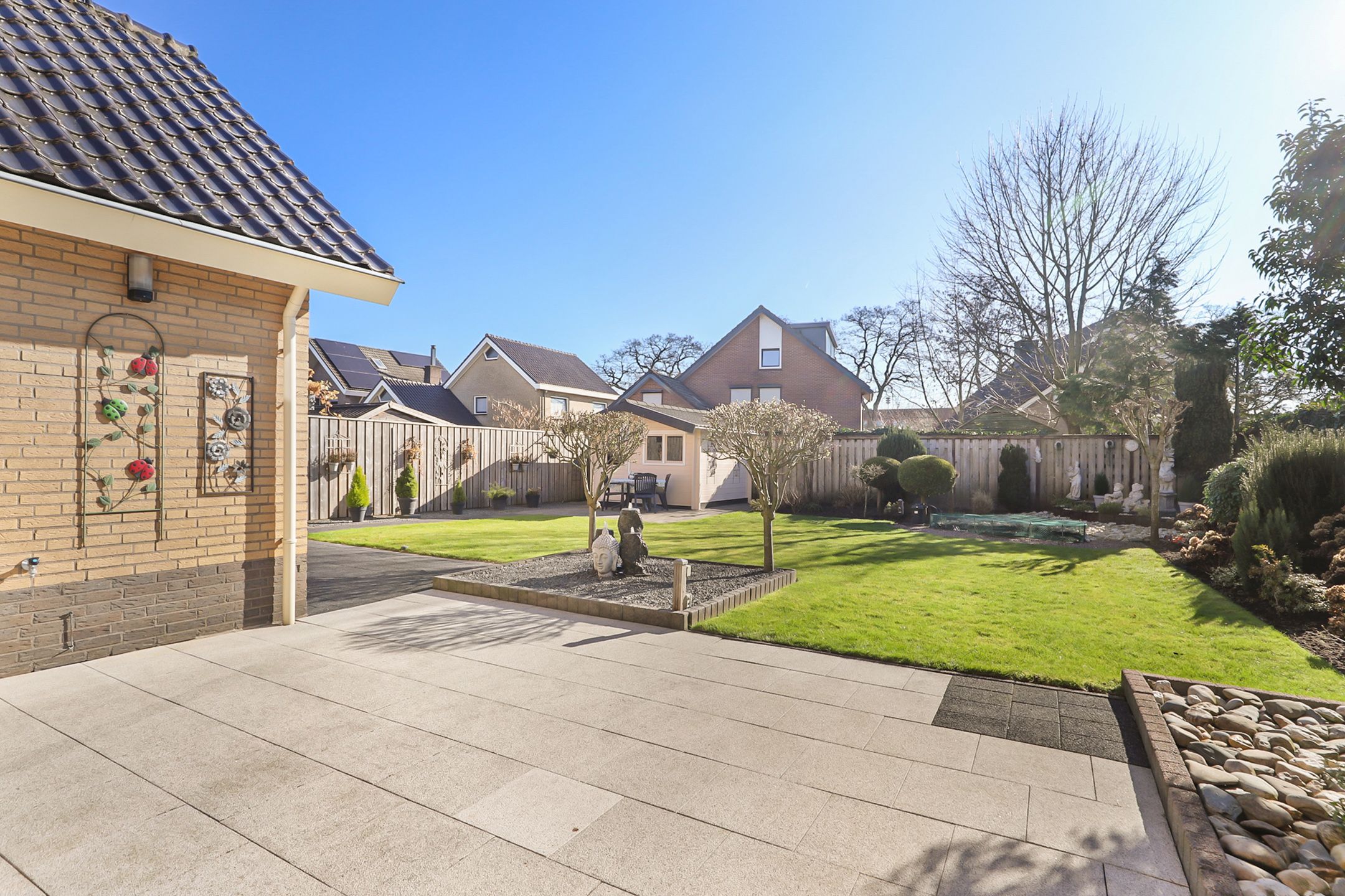 Spacious detached home with garage and garden in Didam — 33