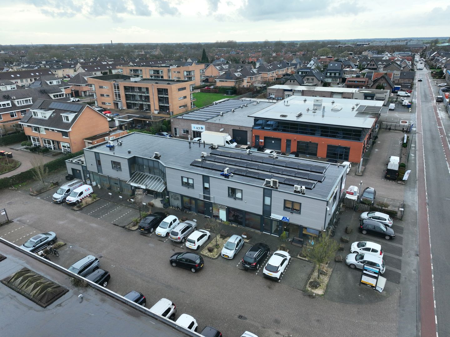 Bekijk foto 2 van Zuidwenk 80