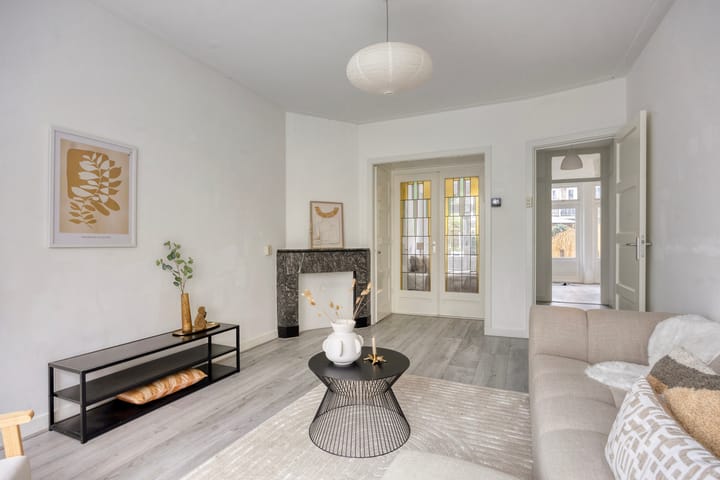 Photo 2 of Orteliuskade 8-H