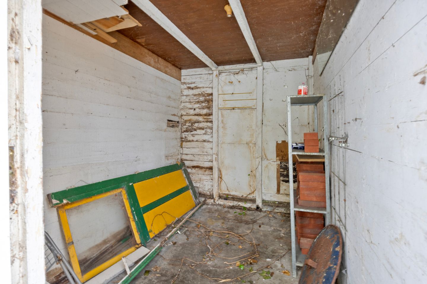 Charming 1930s Ground Floor Apartment with East-Facing Garden at Rembrandtpark — 19
