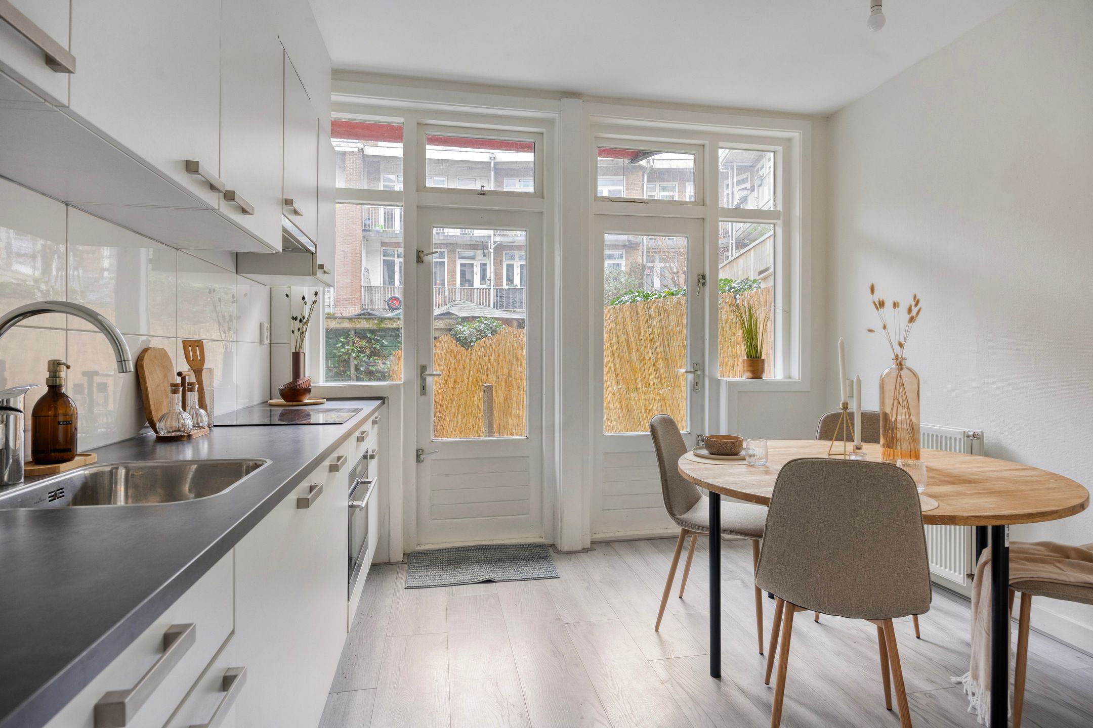 Foto 3 van Orteliuskade 8-H