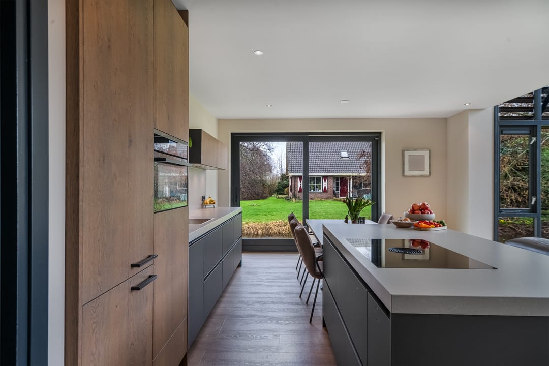 Exclusive Detached Villa with Thatched Roof in Sint Pancras — 17