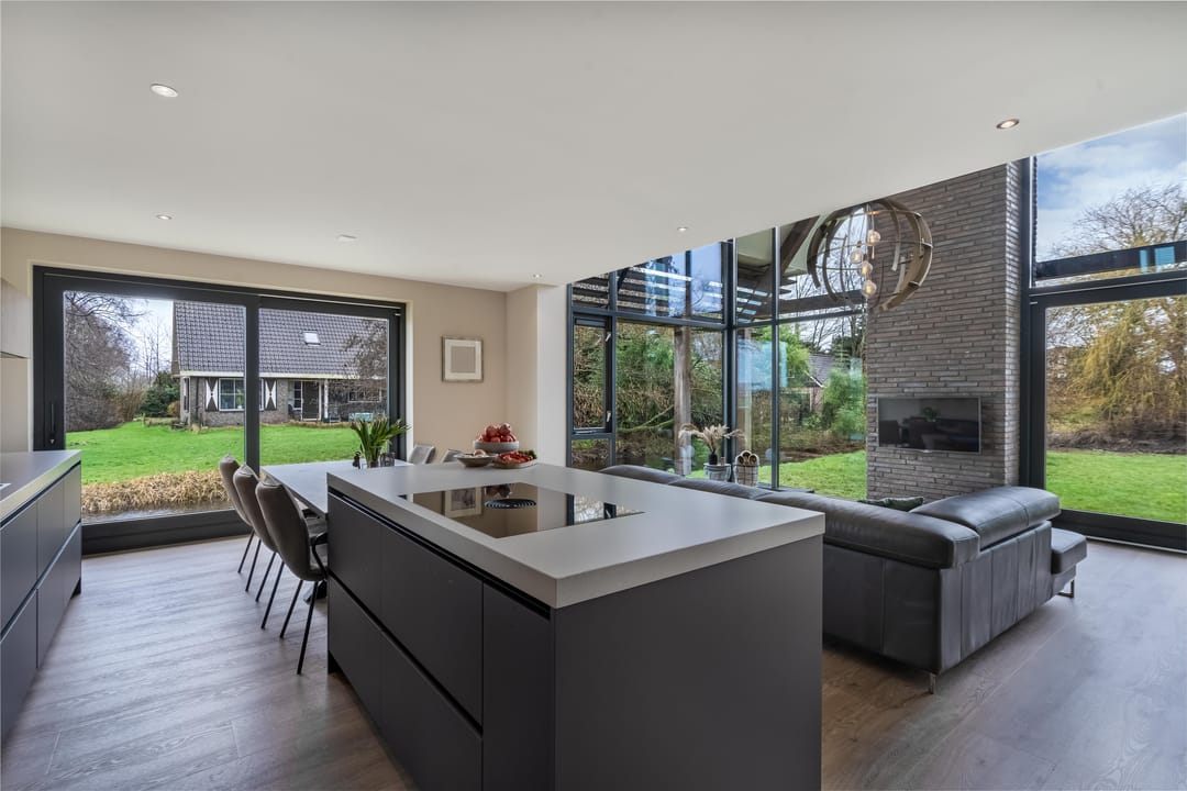 Exclusive Detached Villa with Thatched Roof in Sint Pancras — 11