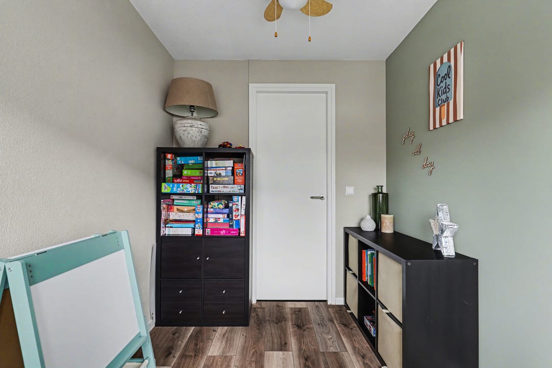Modernized Corner Home with Latest Amenities in 's-Gravendeel — 28