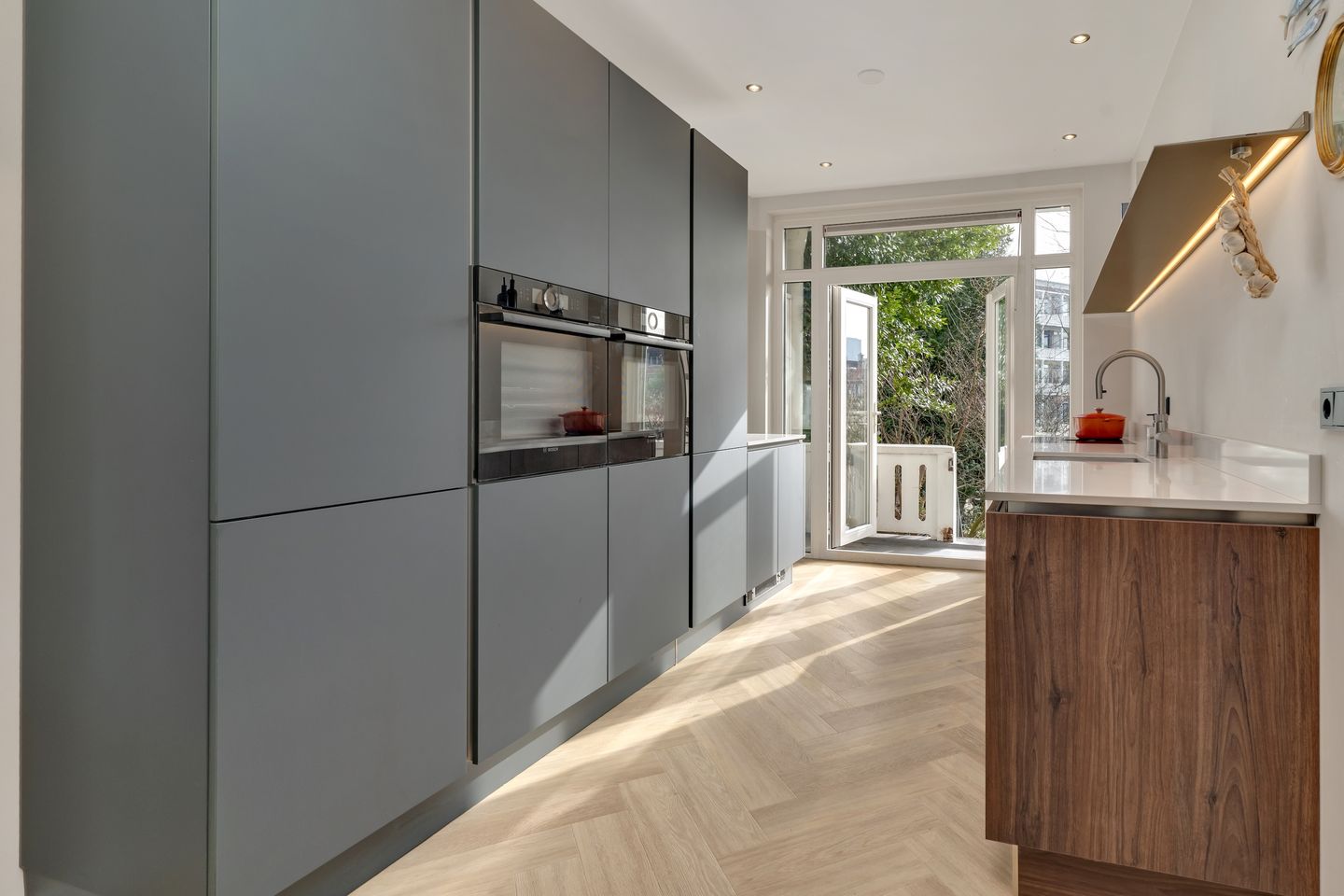 Foto 10 van Volendamlaan 74