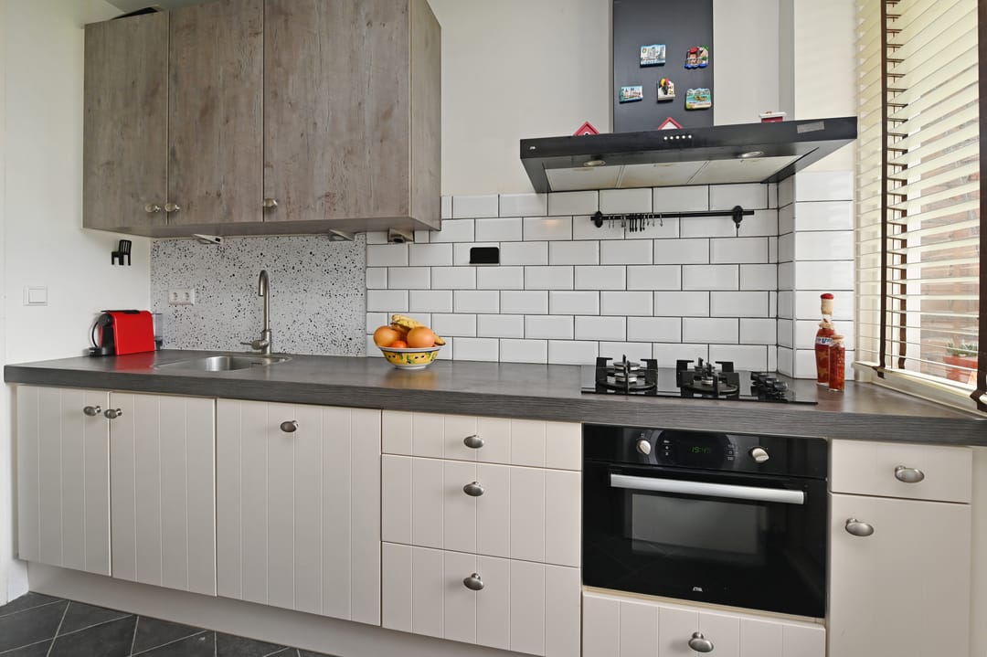 Move-in ready 2-bedroom apartment with balconies and storage — 19