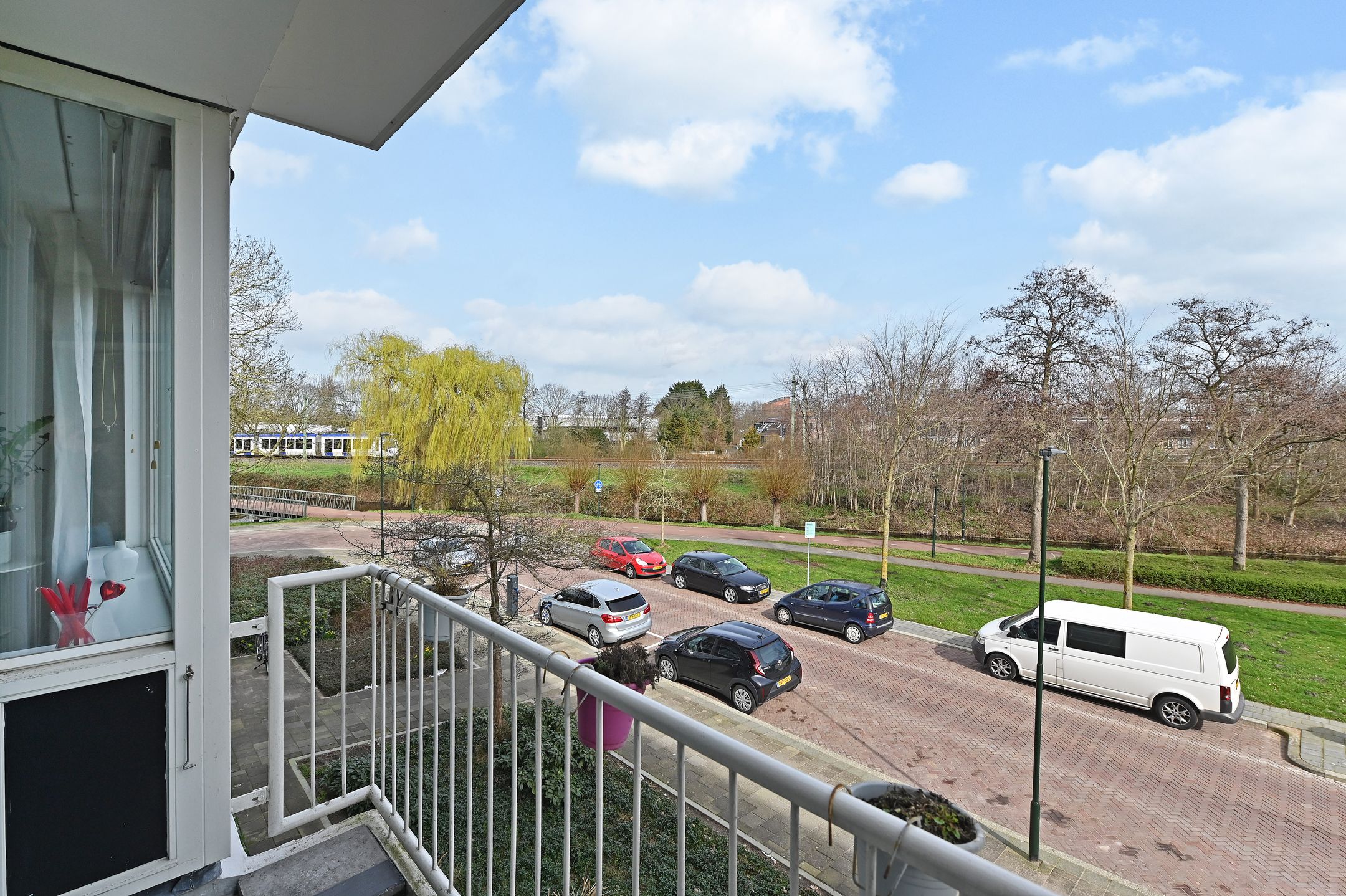 Foto 33 van Reuvenslaan 157