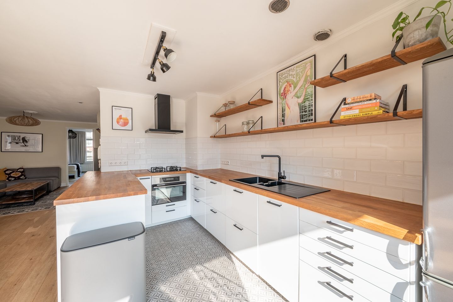 Photo 10 of Kinkerstraat 71-C