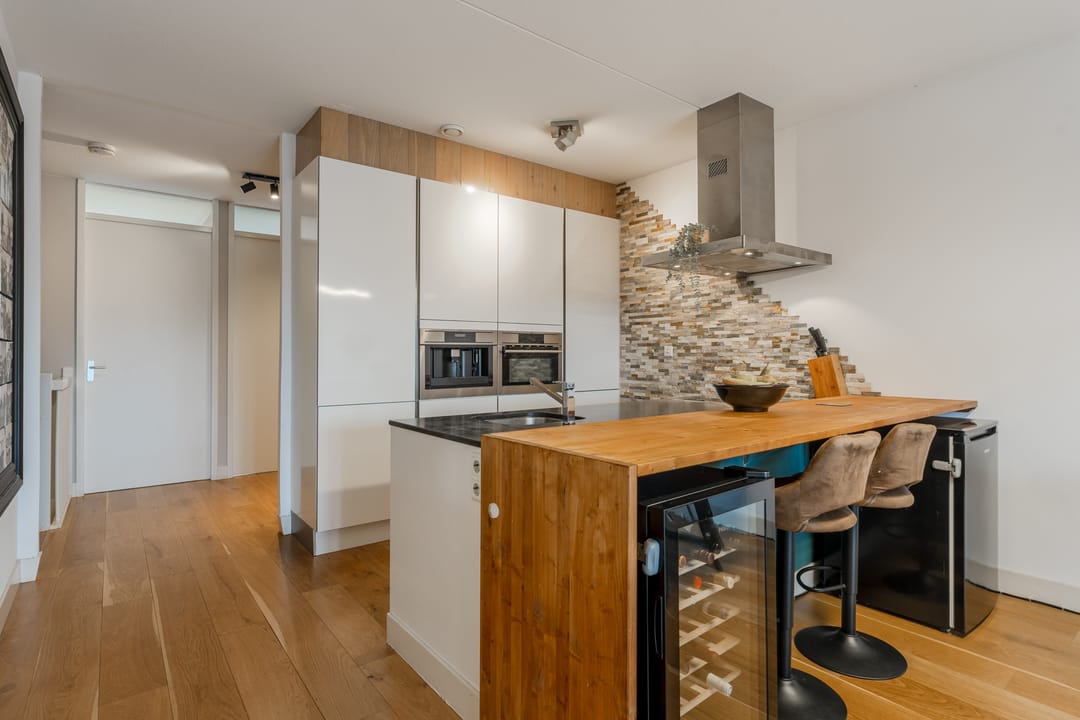 Photo 2 of Ottho Heldringstraat 27-P