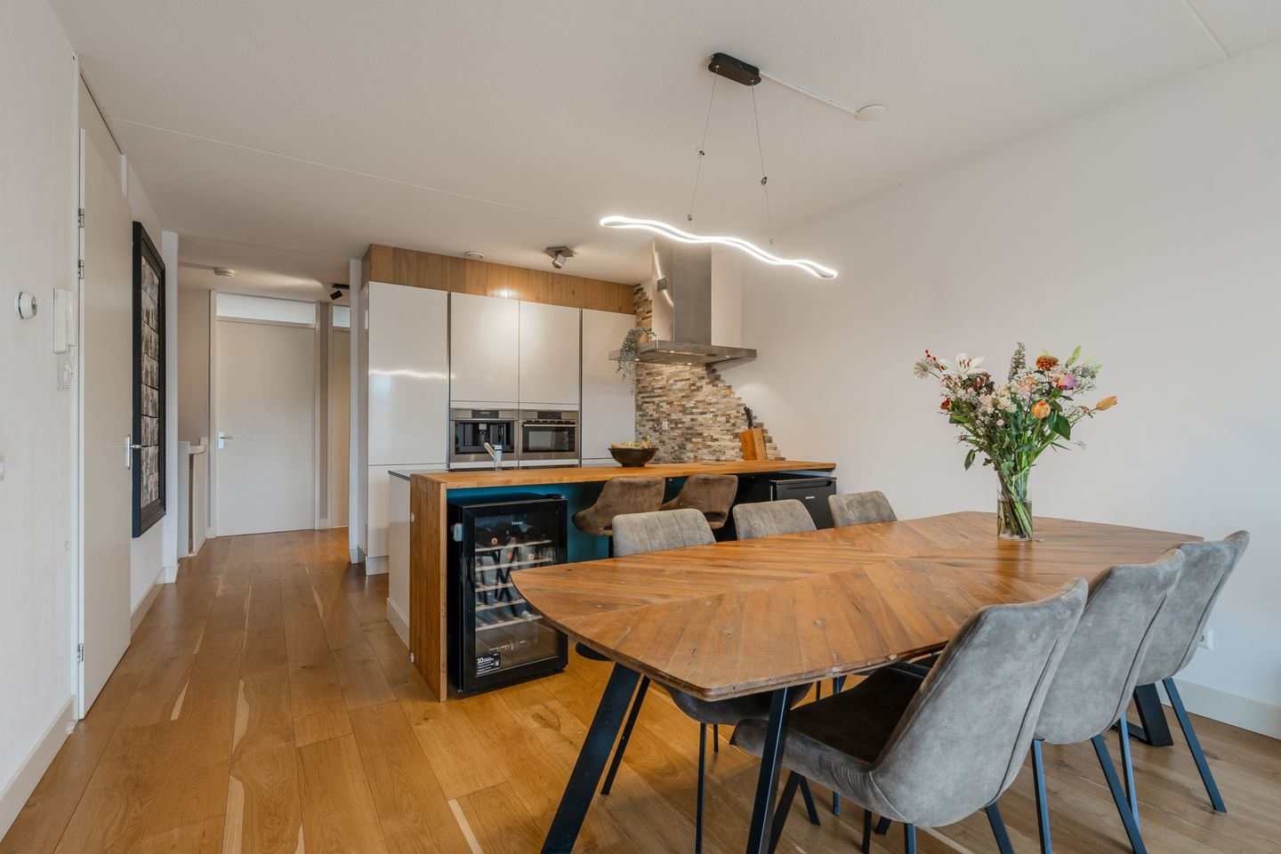 Photo 14 of Ottho Heldringstraat 27-P