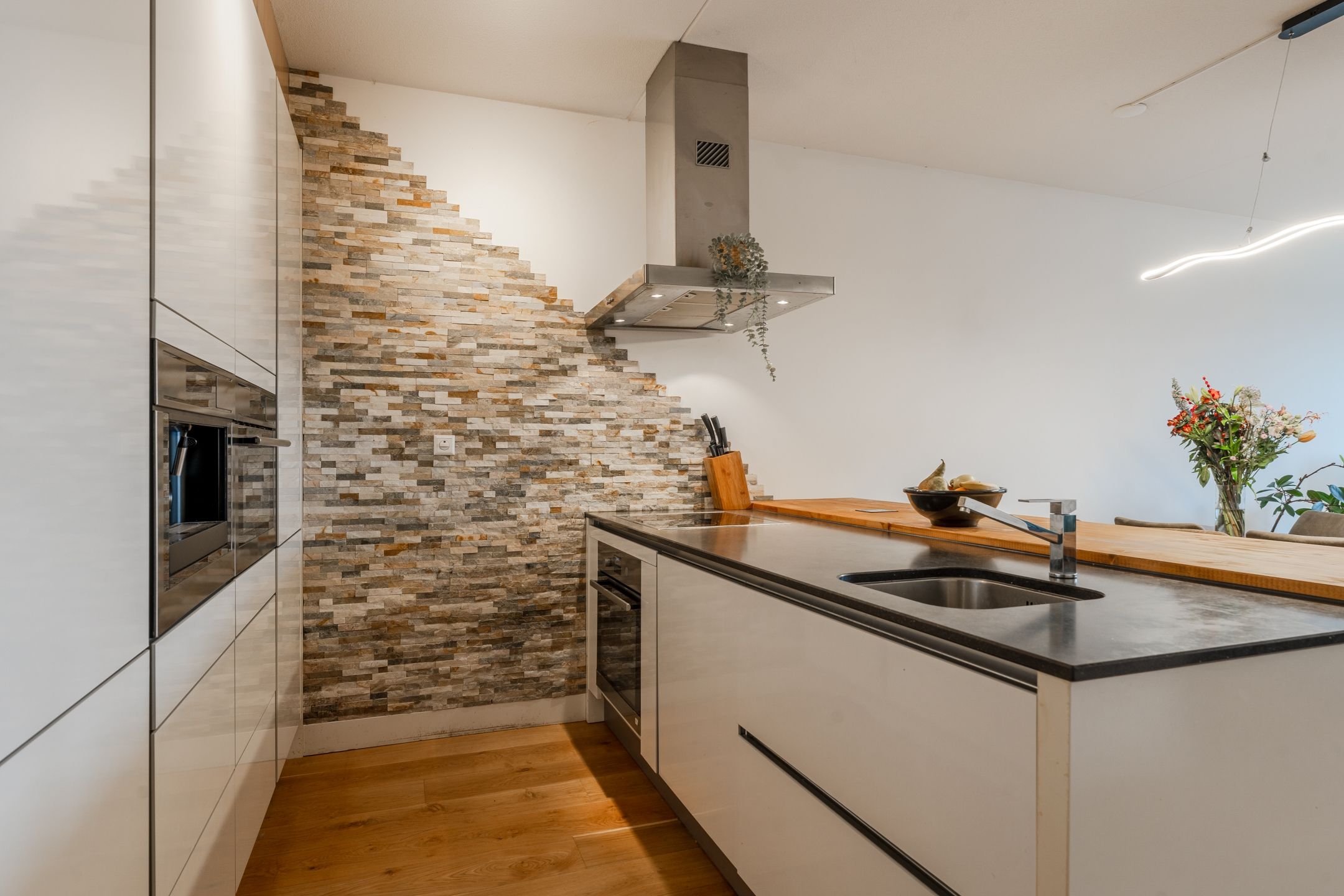 Photo 18 of Ottho Heldringstraat 27-P