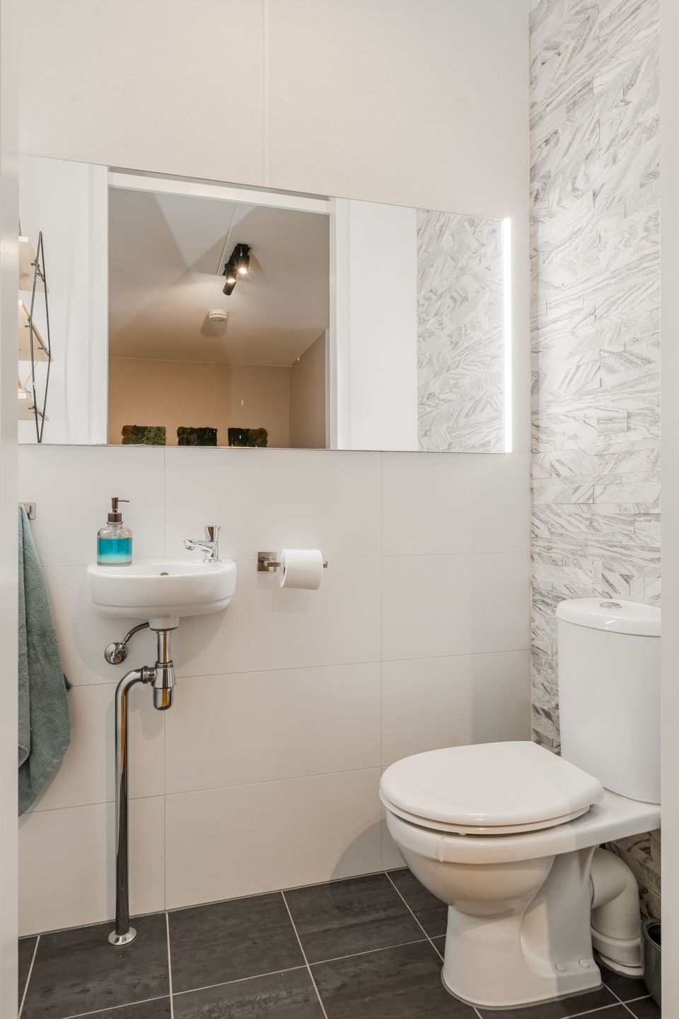 Photo 30 of Ottho Heldringstraat 27-P