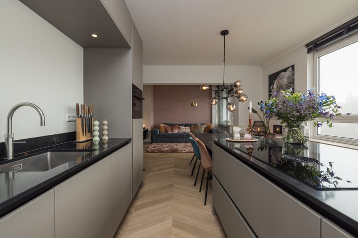 Foto 2 van Merwedeplantsoen 76