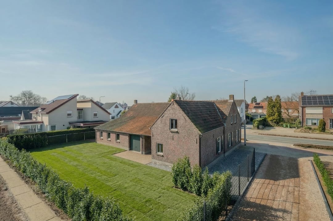 Photo 2 of Roermondseweg 115