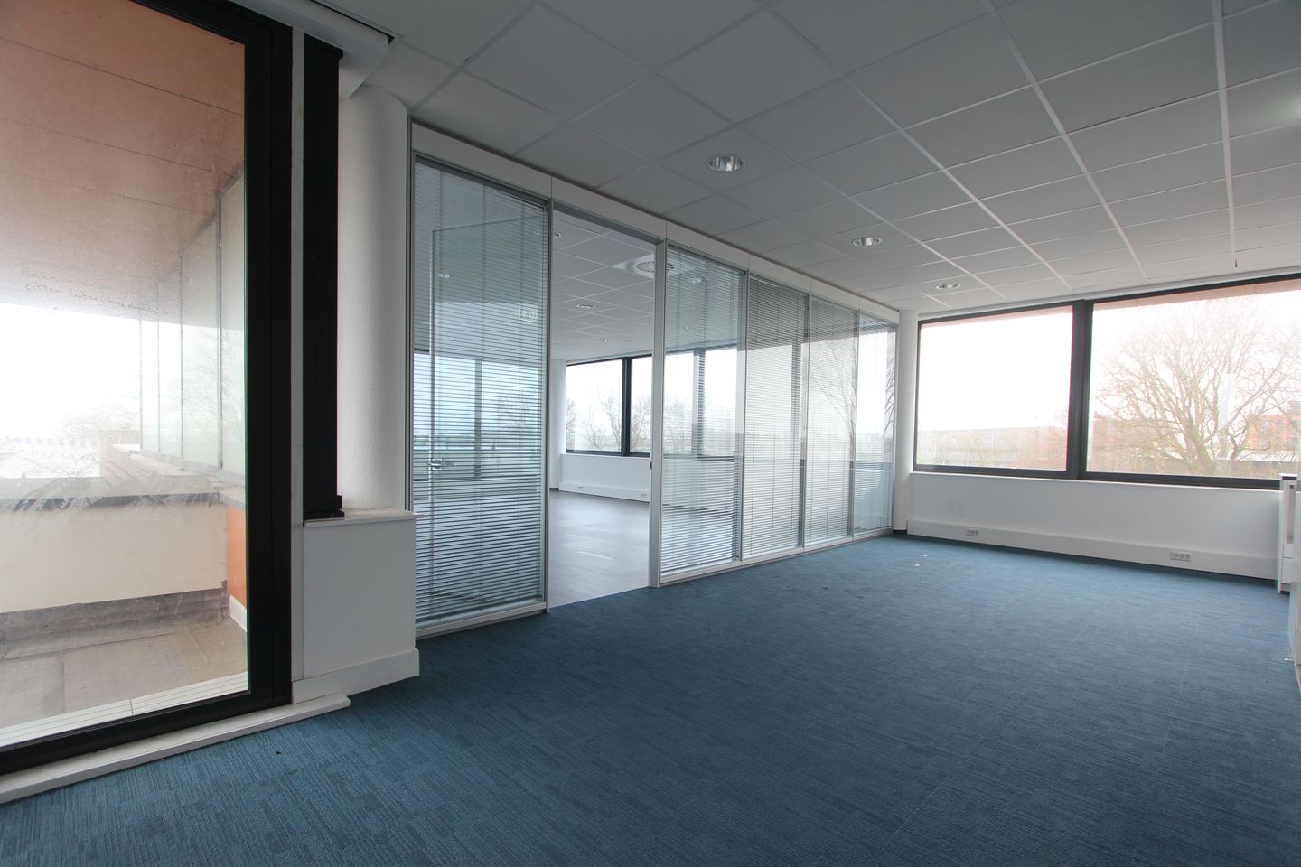 Bekijk foto 2 van Henk Schijvenaarstraat 1