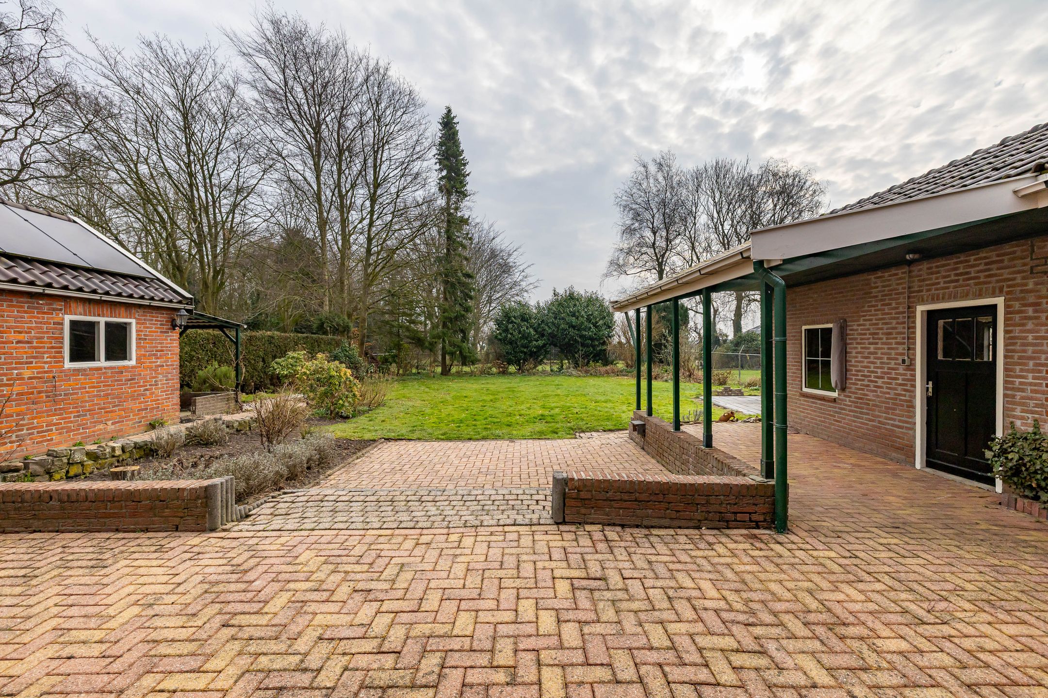 Photo 45 of Hoofdweg 48