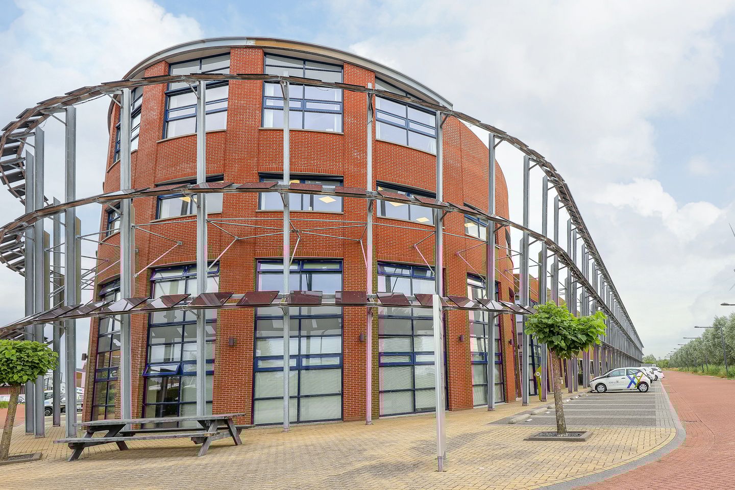 View photo 1 of De Trompet 1703