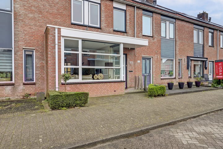 Photo 4 of Butterwoud 103