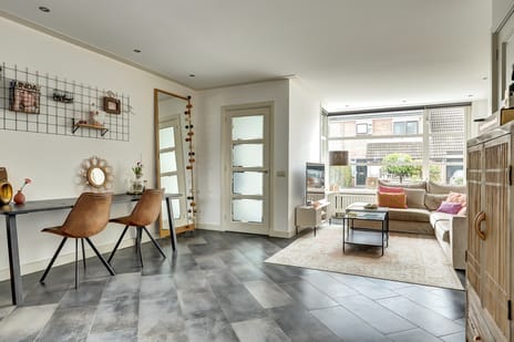 Butterwoud 103 secondary image