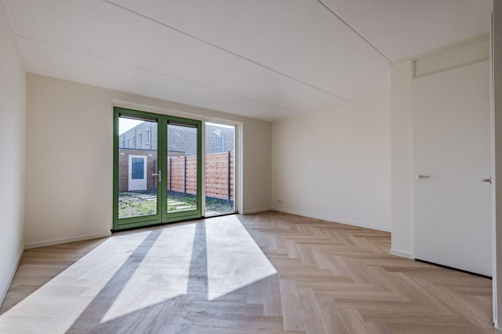 Photo 2 of Melanie Kleinpad 21