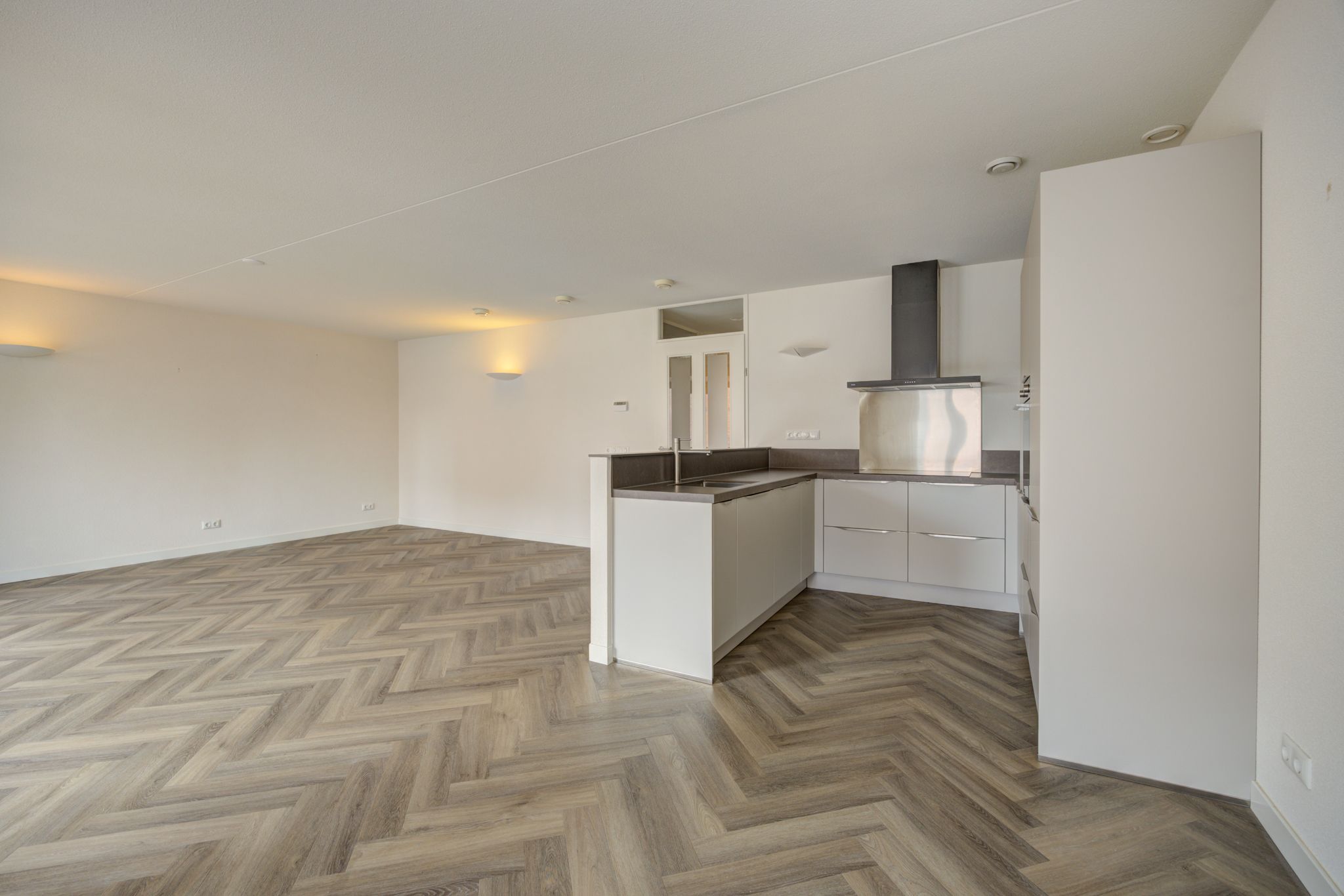 Foto 18 van Raadhuisplein 39