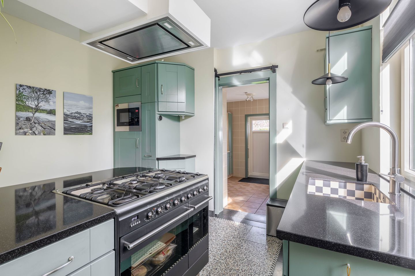 Foto 20 van Rijksstraatweg 10