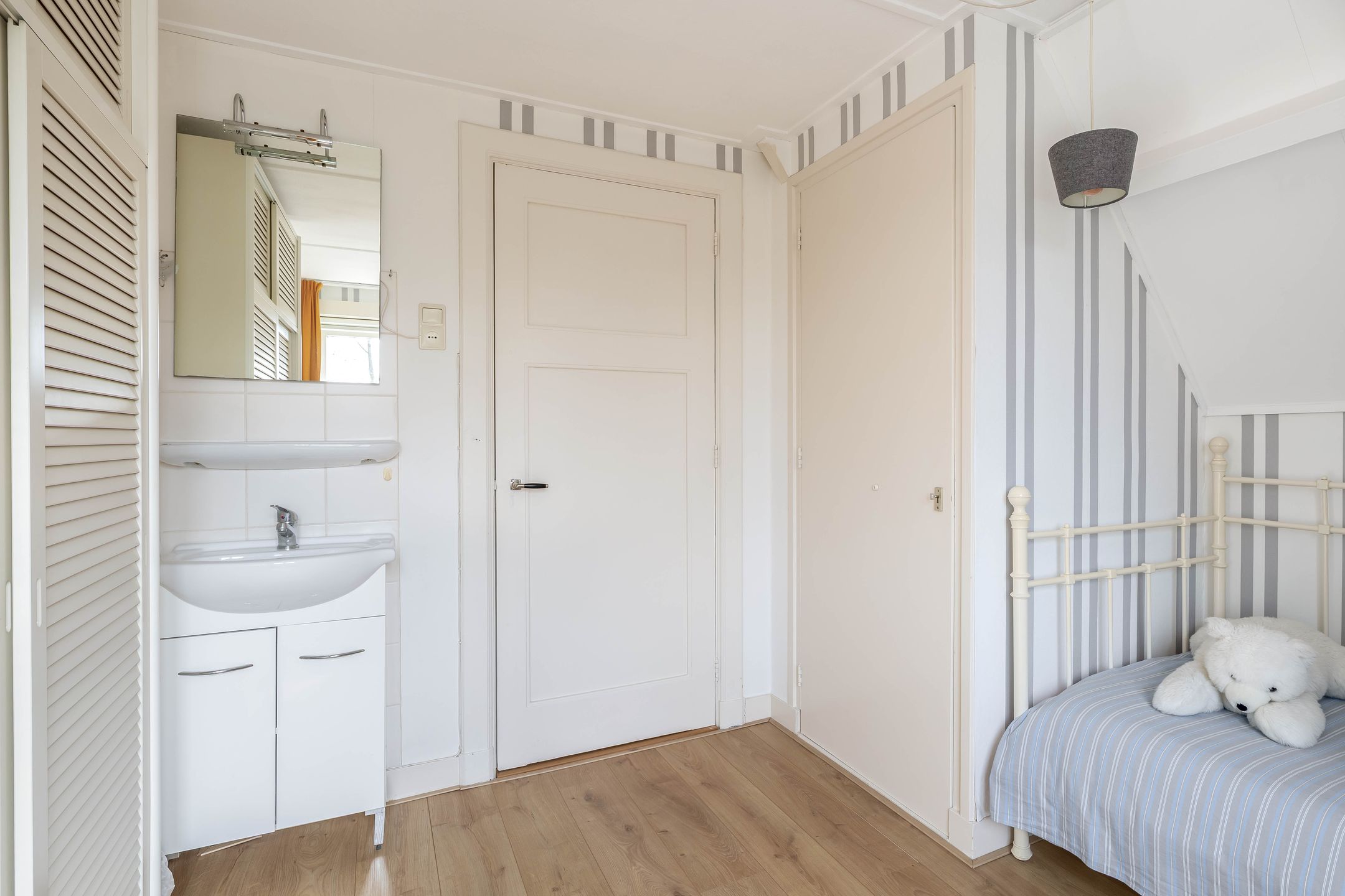 Foto 36 van Rijksstraatweg 10