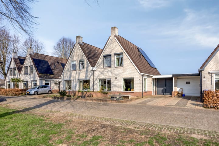 Foto 2 van Gamander 38