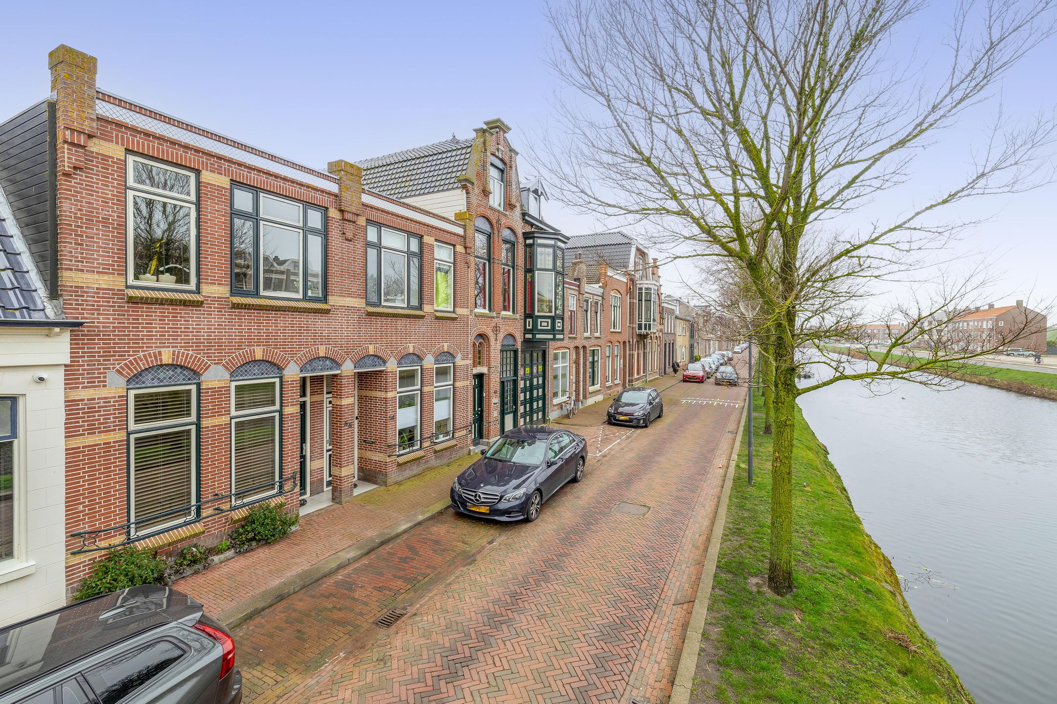 Charming renovated terraced house with south facing garden near the water in Den Helder — 28